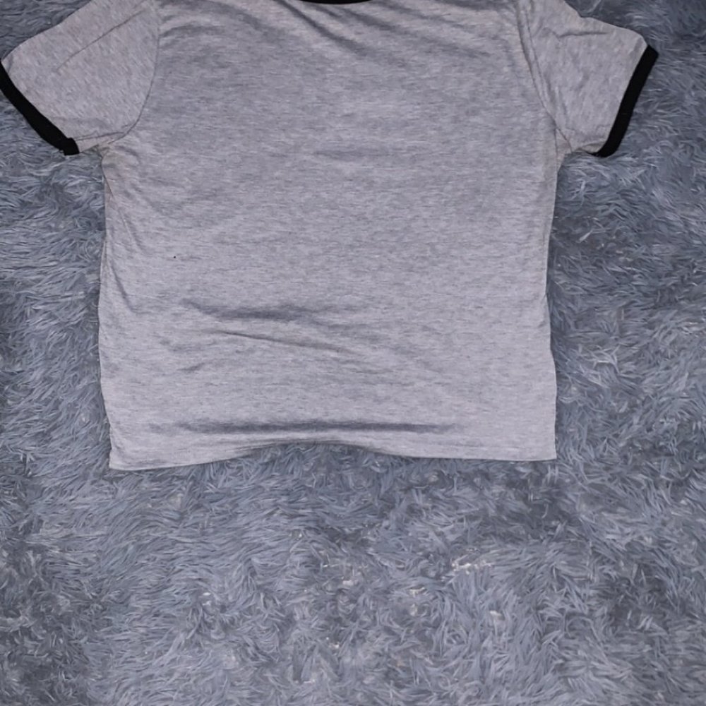 Cherry t-shirt - Picture 2 of 5